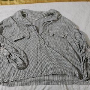 Max Studio Black and White Houndstooth Top